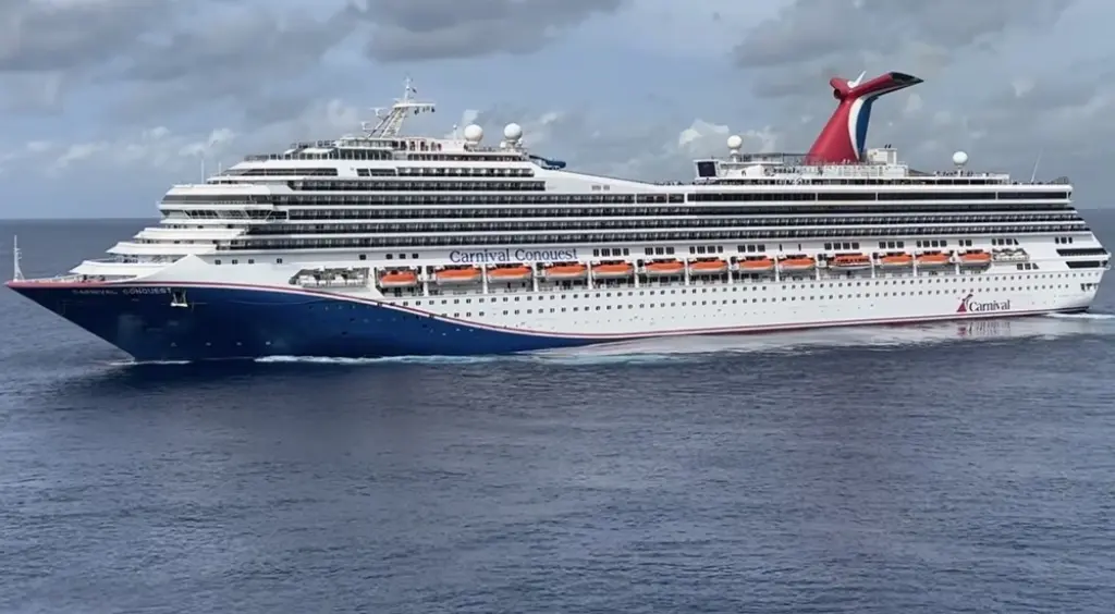 Conquest — 5-night Caribbean cruise ship