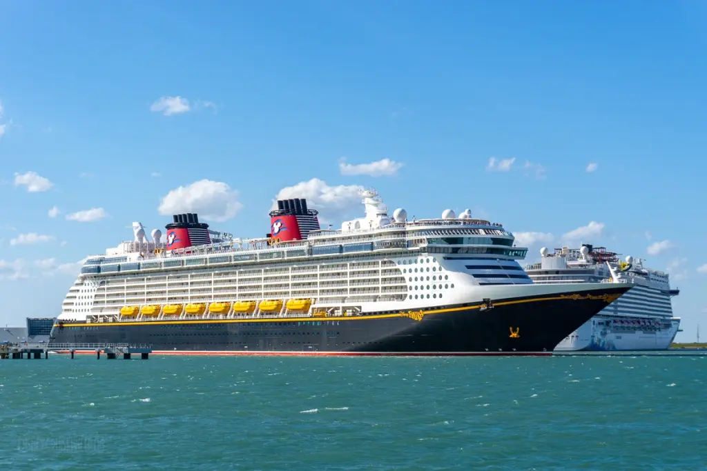 Disney Fantasy — 4-night Caribbean cruise ship