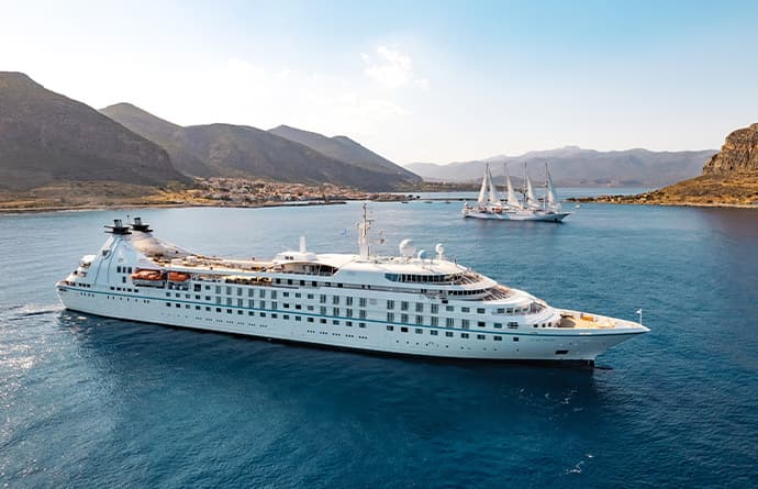 Star Breeze — 53-night South Pacific cruise ship